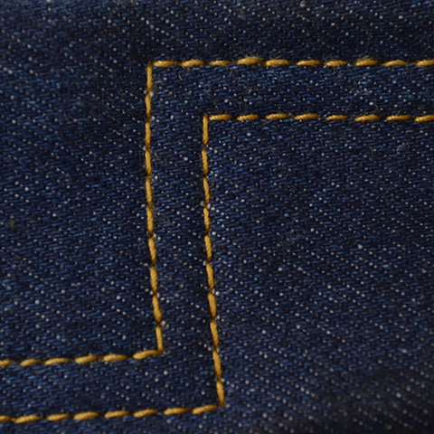 Masini de cusut industriale